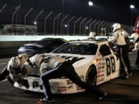 NASCAR pit crew provides fast car service